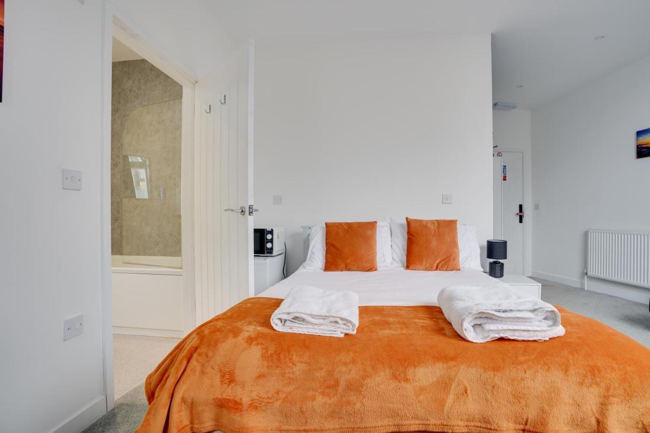 Homesly Guest Rooms, Comfortable En-Suite Guest Rooms With Free Parking And Self Check-In Berwick Upon Tweed Ngoại thất bức ảnh