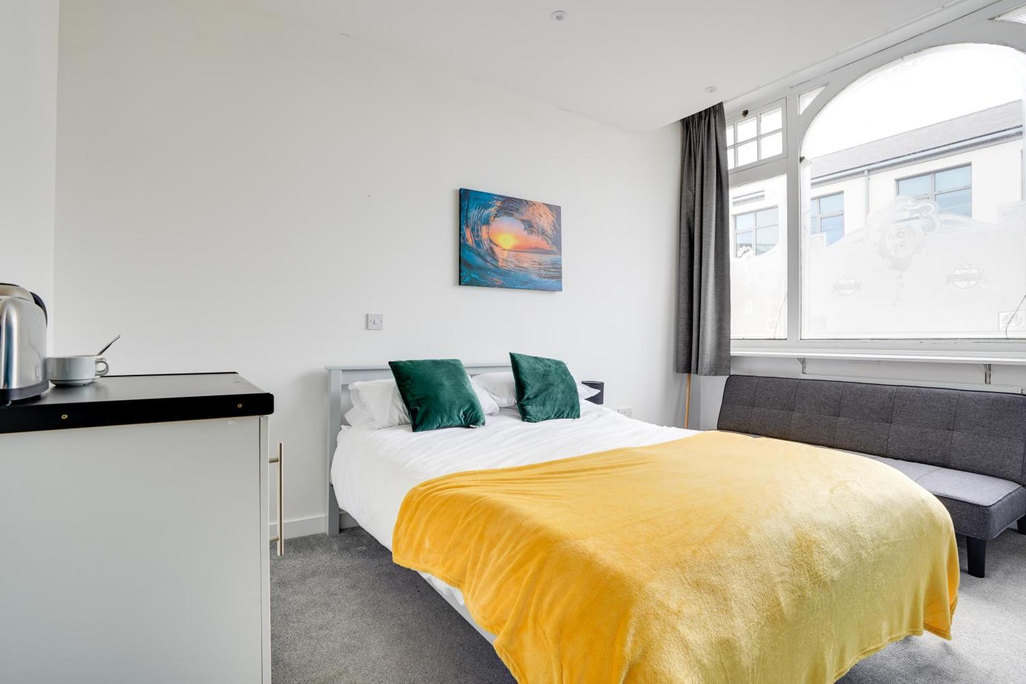 Homesly Guest Rooms, Comfortable En-Suite Guest Rooms With Free Parking And Self Check-In Berwick Upon Tweed Ngoại thất bức ảnh